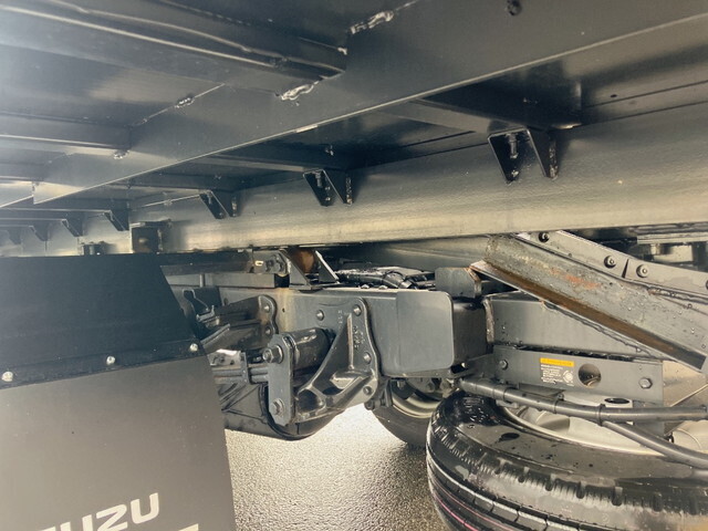 いすゞエルフセーフティローダー小型（2t・3t）[写真19]