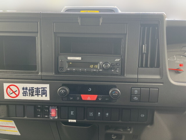 いすゞエルフセーフティローダー小型（2t・3t）[写真30]