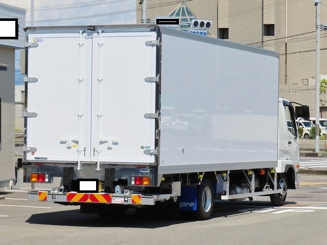 三菱ふそうファイター冷凍車（冷蔵車）中型（4t）[写真02]
