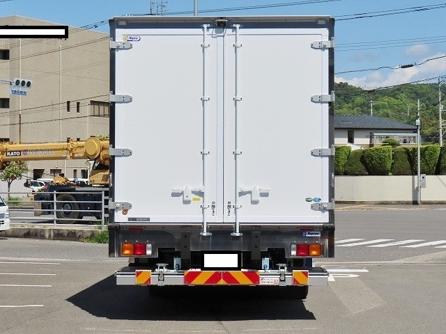 三菱ふそうファイター冷凍車（冷蔵車）中型（4t）[写真07]