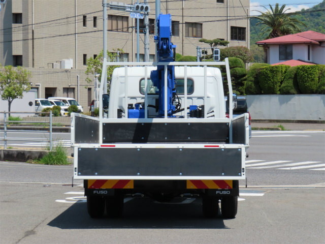 三菱ふそうキャンタークレーン4段小型（2t・3t）[写真08]