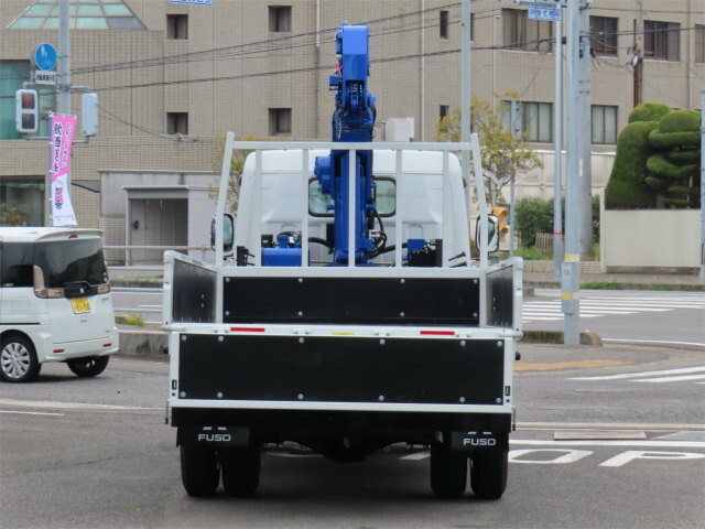 三菱ふそうキャンタークレーン4段小型（2t・3t）[写真08]
