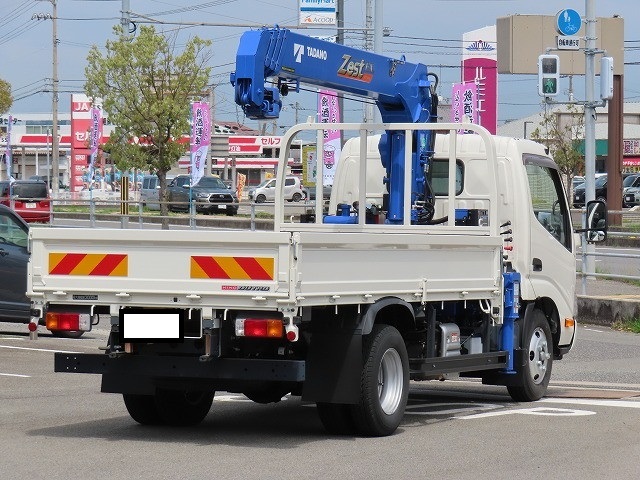 日野デュトロクレーン4段小型（2t・3t）[写真02]