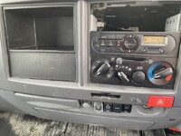 いすゞエルフ保冷バン小型（2t・3t）[写真31]