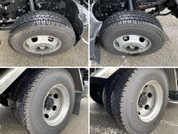 いすゞエルフ保冷バン小型（2t・3t）[写真40]