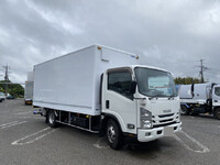 いすゞエルフ保冷バン小型（2t・3t）[写真04]