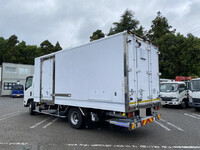 いすゞエルフ保冷バン小型（2t・3t）[写真05]