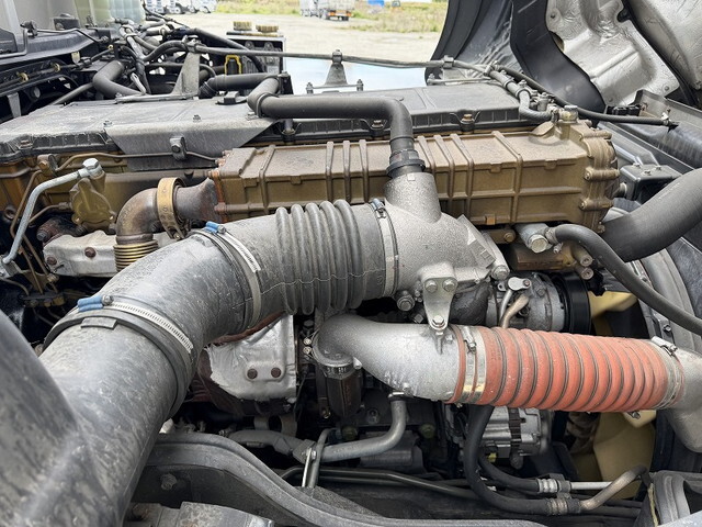 三菱ふそうスーパーグレートアルミウイング大型（10t）[写真17]