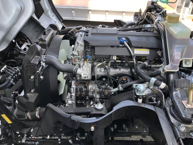 三菱ふそうキャンターダンプ小型（2t・3t）[写真17]