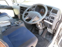 三菱ふそうファイタークレーン付増トン（6t・8t）[写真11]