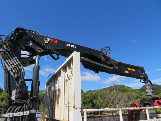 三菱ふそうファイタークレーン付増トン（6t・8t）[写真20]