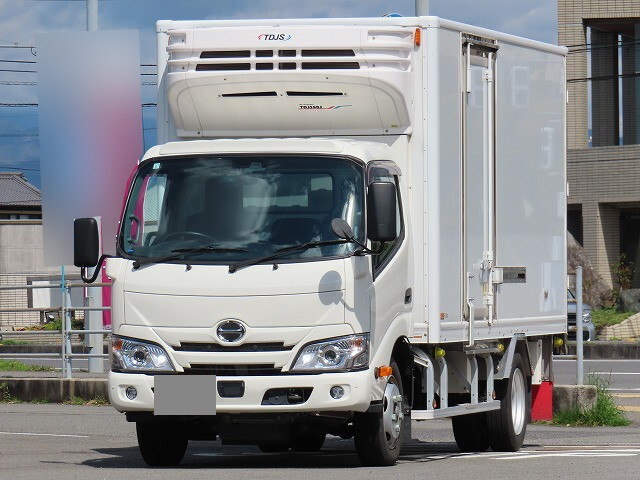 日野デュトロ冷凍車（冷蔵車）小型（2t・3t）[写真01]