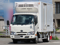 日野デュトロ冷凍車（冷蔵車）小型（2t・3t）[写真01]