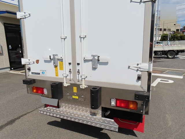 日野デュトロ冷凍車（冷蔵車）小型（2t・3t）[写真26]