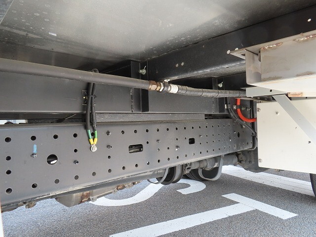 日野デュトロ冷凍車（冷蔵車）小型（2t・3t）[写真31]