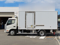 日野デュトロ冷凍車（冷蔵車）小型（2t・3t）[写真04]