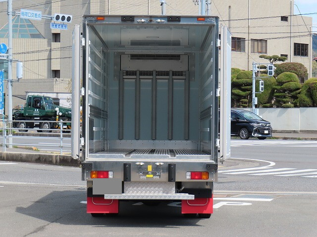 日野デュトロ冷凍車（冷蔵車）小型（2t・3t）[写真08]