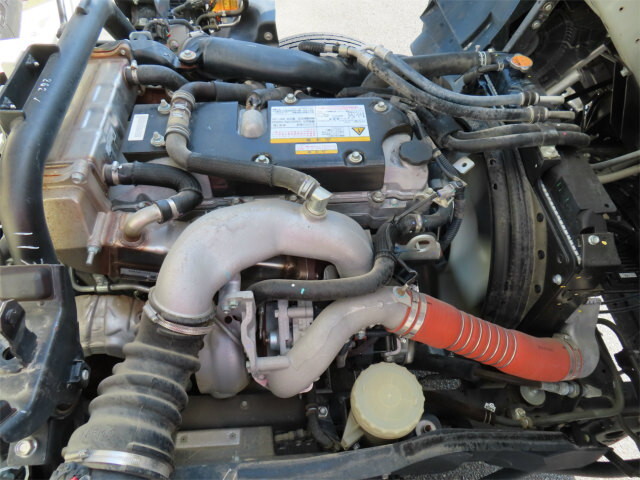 いすゞフォワードダンプ増トン（6t・8t）[写真30]