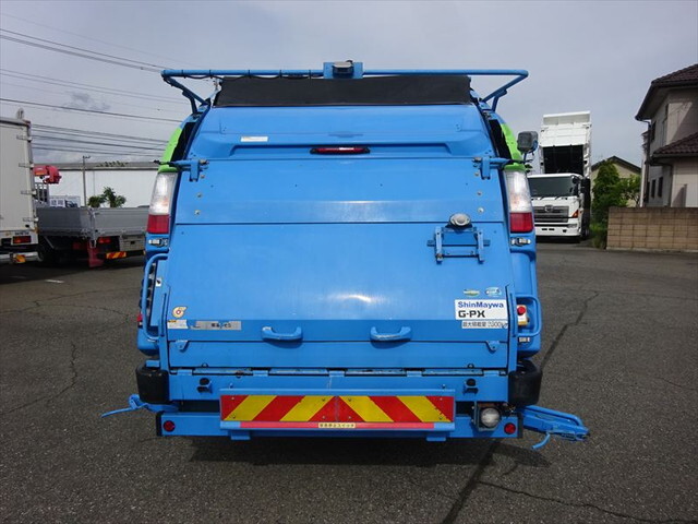 三菱ふそうキャンターパッカー車（塵芥車）小型（2t・3t）[写真09]