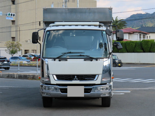 三菱ふそうファイターアルミブロック増トン（6t・8t）[写真05]