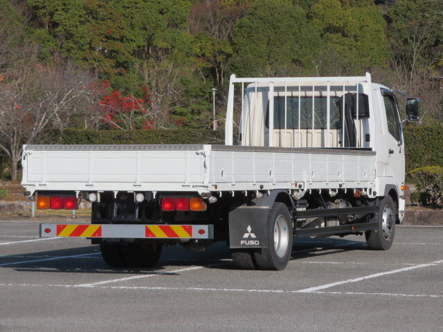 三菱ふそうファイター平ボディ増トン（6t・8t）[写真02]