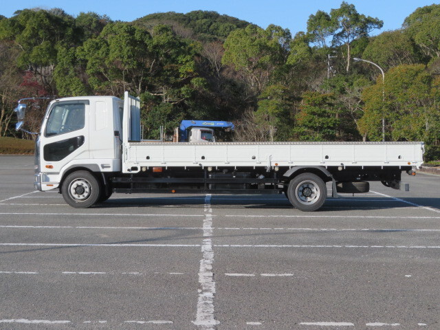三菱ふそうファイター平ボディ増トン（6t・8t）[写真03]