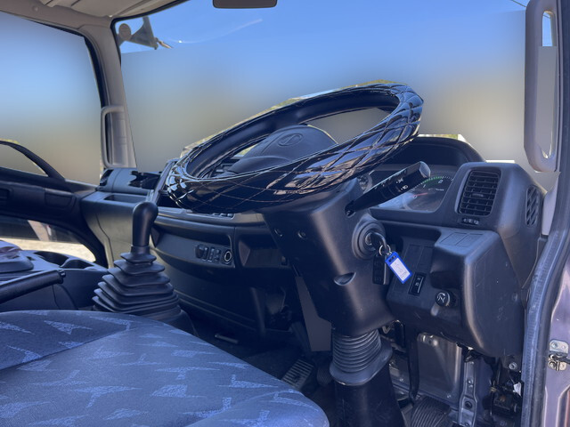 日野レンジャータンク車（タンクローリー）中型（4t）[写真34]