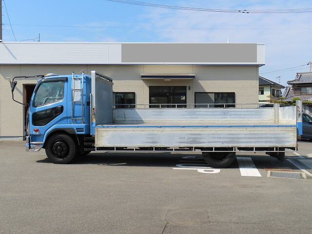 三菱ふそうファイターアルミブロック増トン（6t・8t）[写真09]