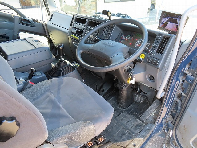 いすゞフォワードダンプ増トン（6t・8t）[写真12]