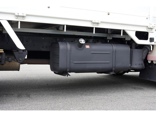 トヨタトヨエース平ボディ小型（2t・3t）[写真24]