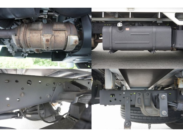 トヨタトヨエース平ボディ小型（2t・3t）[写真26]