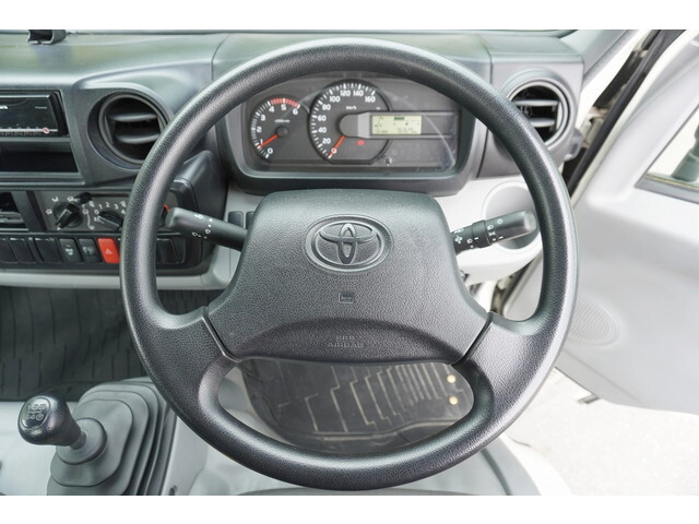 トヨタトヨエース平ボディ小型（2t・3t）[写真32]