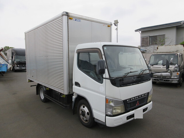 三菱キャンターアルミバン小型（2t・3t）[写真01]