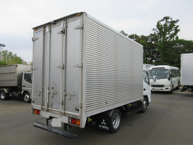 三菱キャンターアルミバン小型（2t・3t）[写真05]