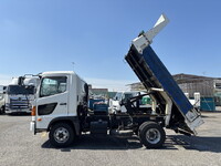 日野レンジャーダンプ中型（4t）[写真08]