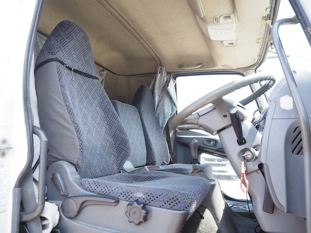 三菱ふそうファイタークレーン6段増トン（6t・8t）[写真33]