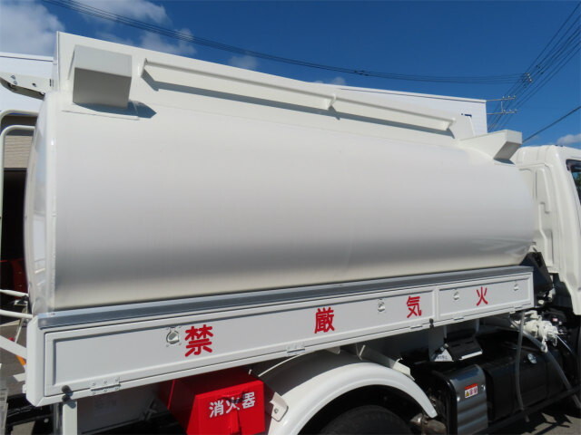 日野デュトロタンク車（タンクローリー）小型（2t・3t）[写真20]