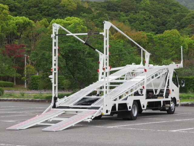 日野デュトロキャリアカー小型（2t・3t）[写真10]
