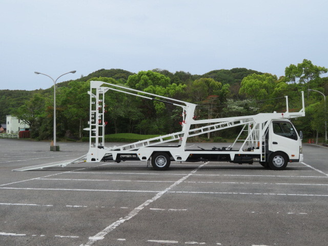 日野デュトロキャリアカー小型（2t・3t）[写真12]