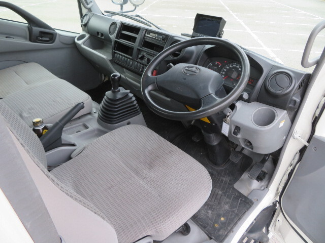 日野デュトロキャリアカー小型（2t・3t）[写真13]