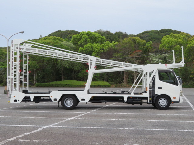 日野デュトロキャリアカー小型（2t・3t）[写真04]