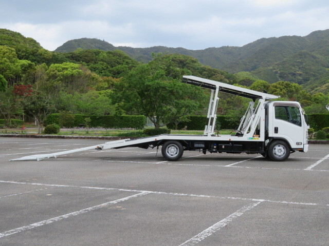 いすゞエルフキャリアカー小型（2t・3t）[写真12]