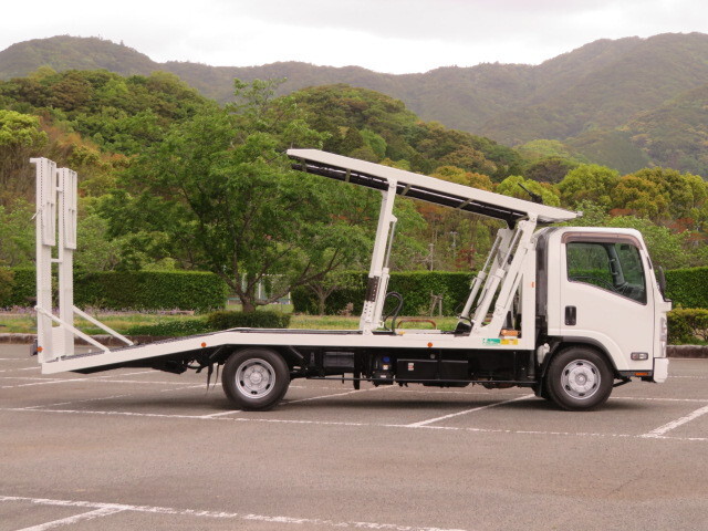 いすゞエルフキャリアカー小型（2t・3t）[写真04]