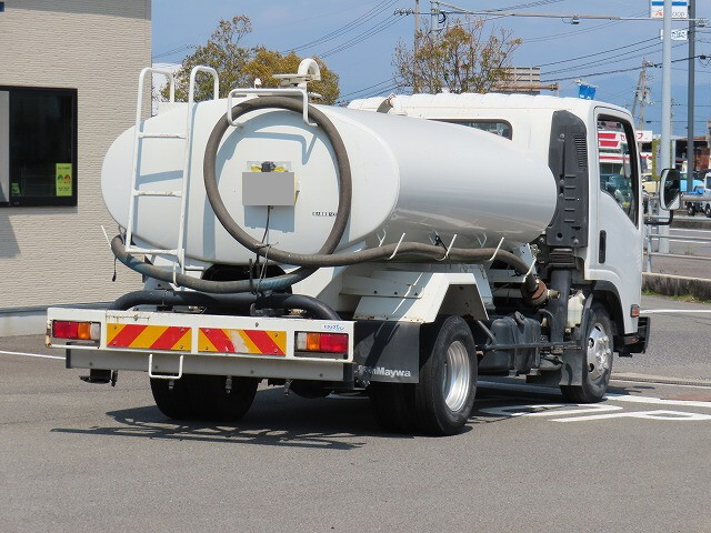 いすゞエルフ散水車小型（2t・3t）[写真02]