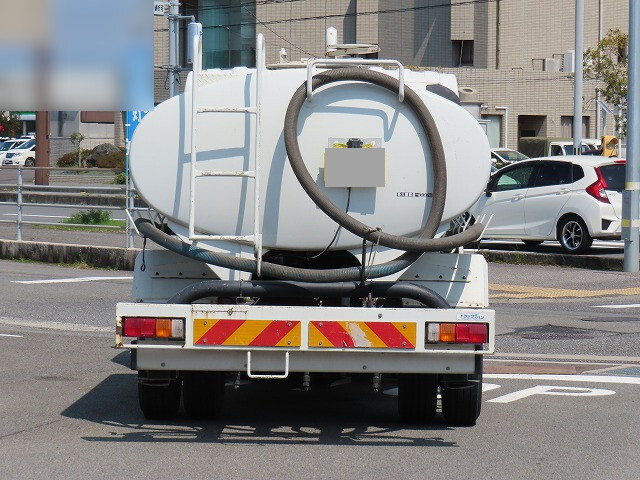 いすゞエルフ散水車小型（2t・3t）[写真07]