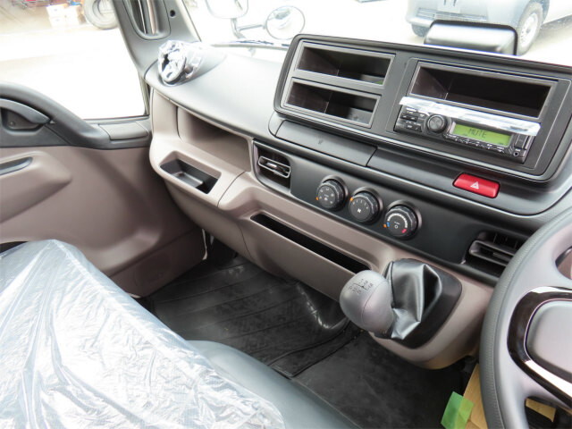 三菱ふそうキャンターパッカー車（塵芥車）小型（2t・3t）[写真13]