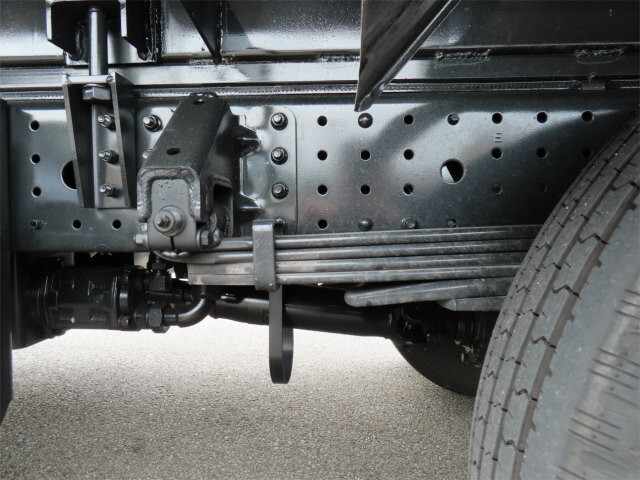 三菱ふそうキャンターパッカー車（塵芥車）小型（2t・3t）[写真38]
