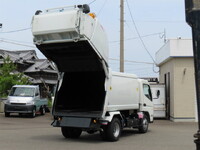 三菱ふそうキャンターパッカー車（塵芥車）小型（2t・3t）[写真10]