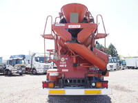いすゞフォワードミキサー車（コンクリートミキサー）増トン（6t・8t）[写真07]