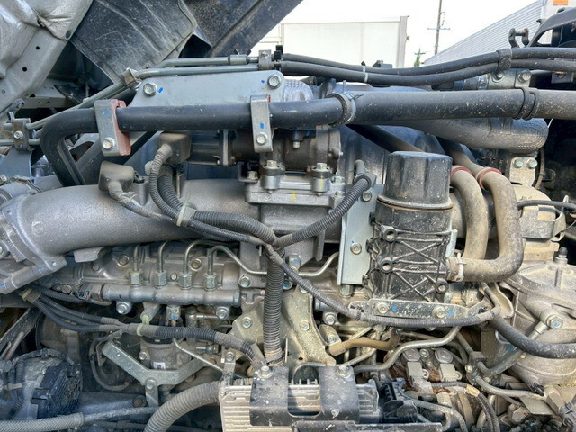 いすゞギガダンプ大型（10t）[写真26]